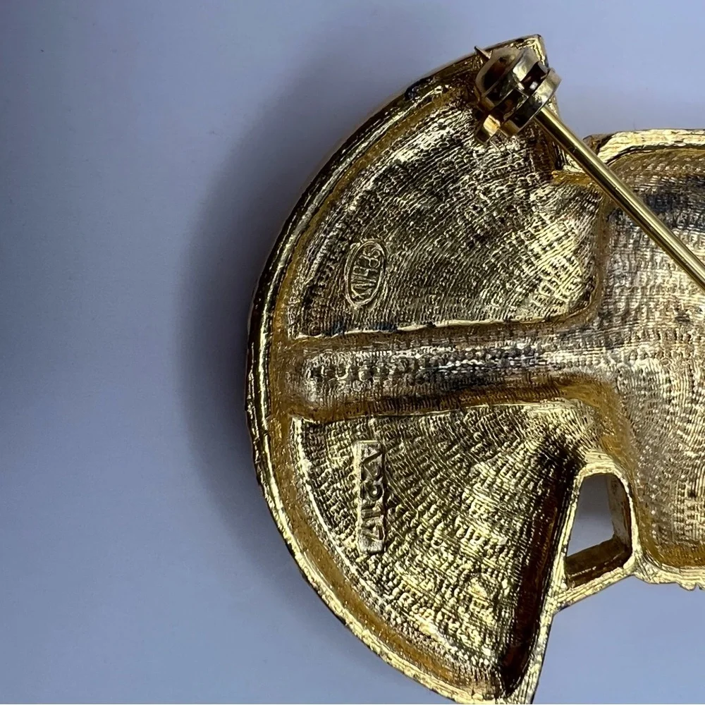 Rare Sphinx Egyptian Revival Vintage Gold Tone Pharaoh Brooch w/ Colorful Accent - Picture 5 of 8